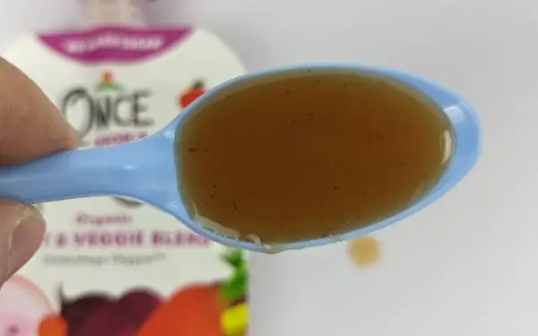 (OhMyMega Veggie in a spoon close up) Once Upon A Farm Cold-Press Blend - BanhMiFresh.com
