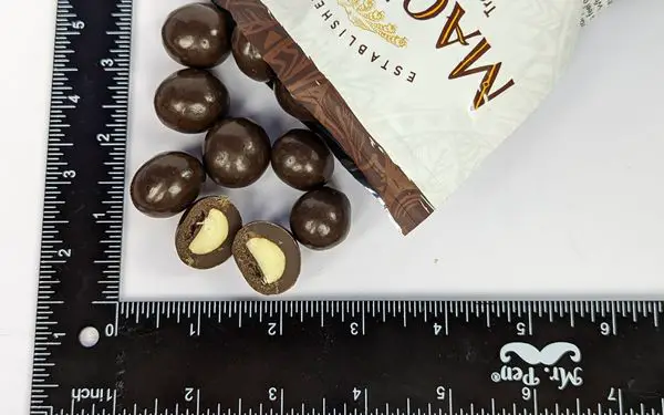 Macfarms kona coffee dark chocolate macadamias measurement - familyguidecentral.com