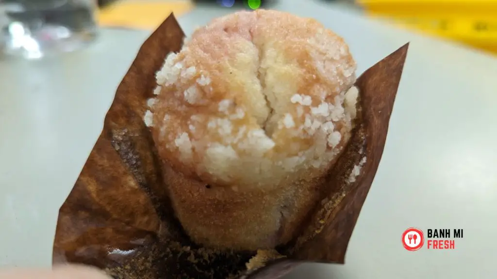 Marketside strawberry and creme muffins close up open wrapper - banhmifresh.com