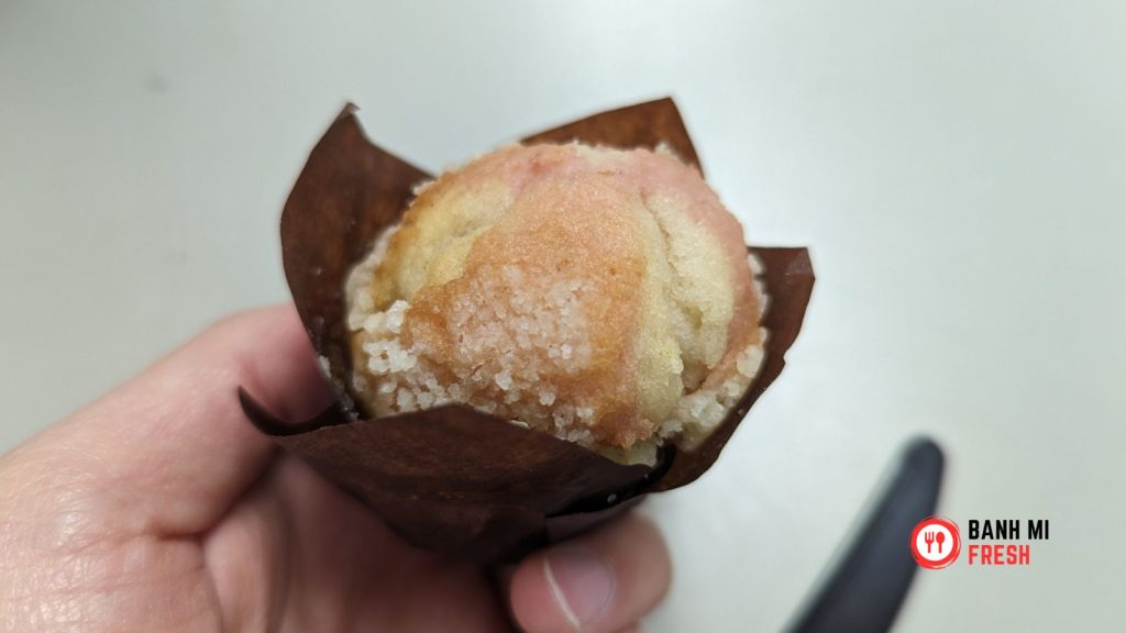 Marketside strawberry and creme muffins holding in hand - banhmifresh.com