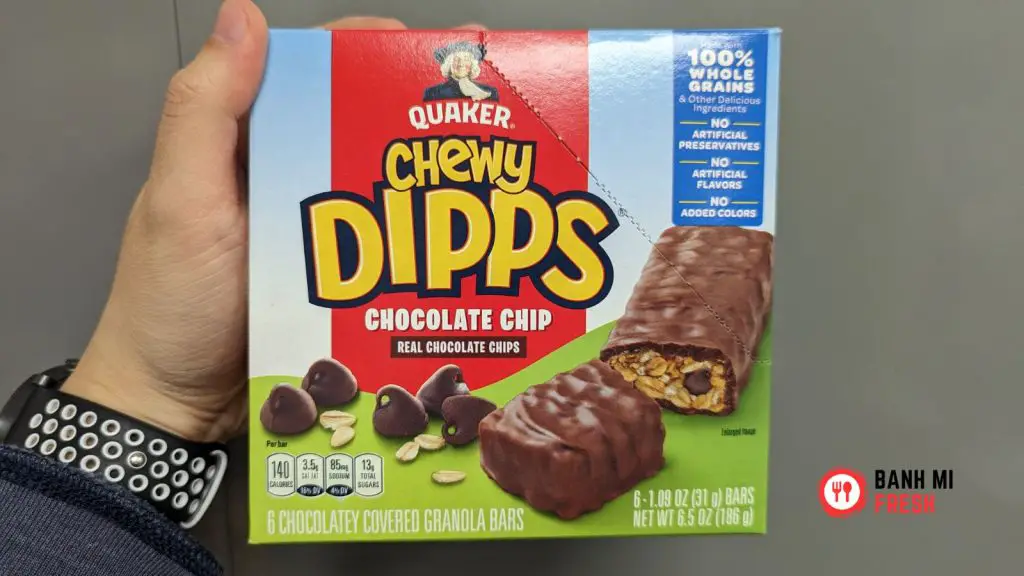 Quaker Chewy Dipps Chocolate Chip front of box - banhmifresh.com