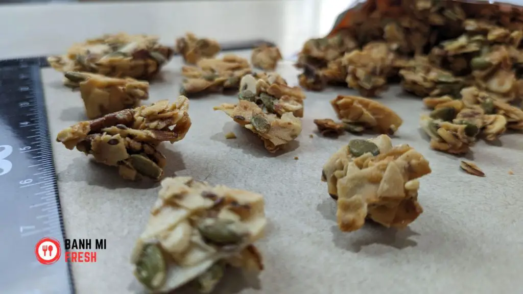 Innofoods almond + pecan clusters close up angle - banhmifresh.com